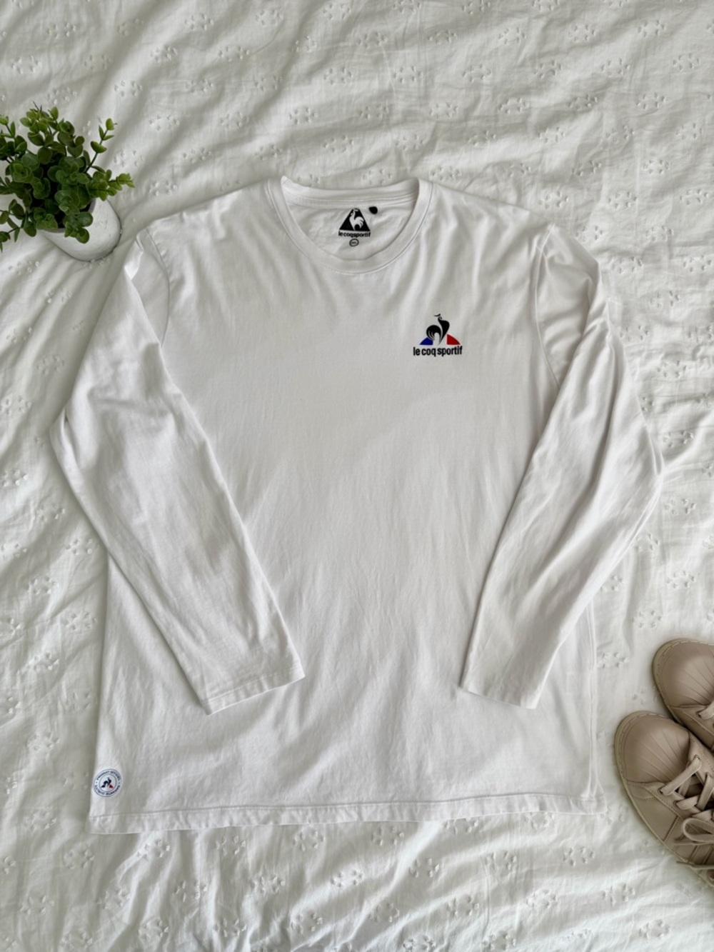 Le Coq Sportif White Long-Sleeve Crew Neck Tee with Logo